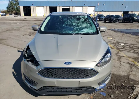2015 Ford Focus Se z USA, uszkodzony, nr VIN 1FADP3K26FL254533